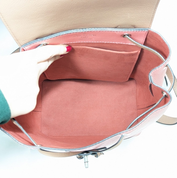 ✨️Authentic Louis Vuitton Lockme Backpack Coral Pink - Picture 5 of 13